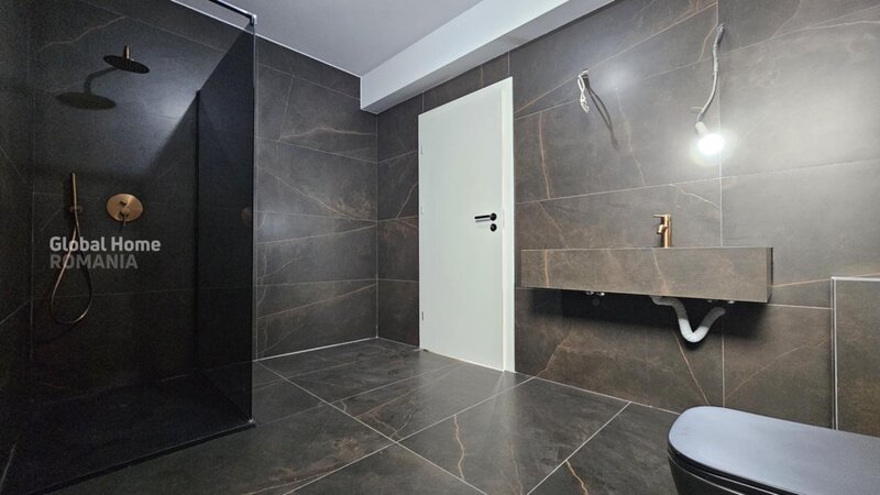 Pipera, 5-room townhouse, 206 sqm, lake view, h4l The Village.